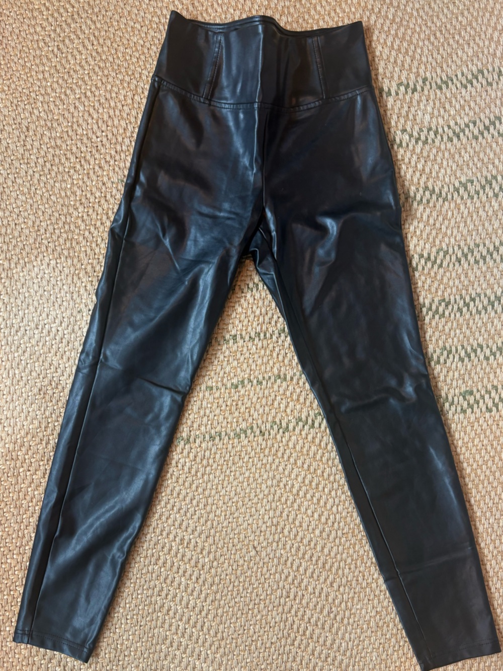 NWOT Laundry by Shelli Segal Faux leather Elegant Pants, small